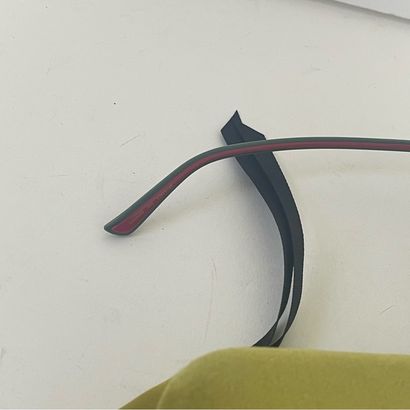 GUCCI Authentic New 52mm Round Signature Logo Sunglasses With Case, Cloth & Tag - Picture 10 of 14